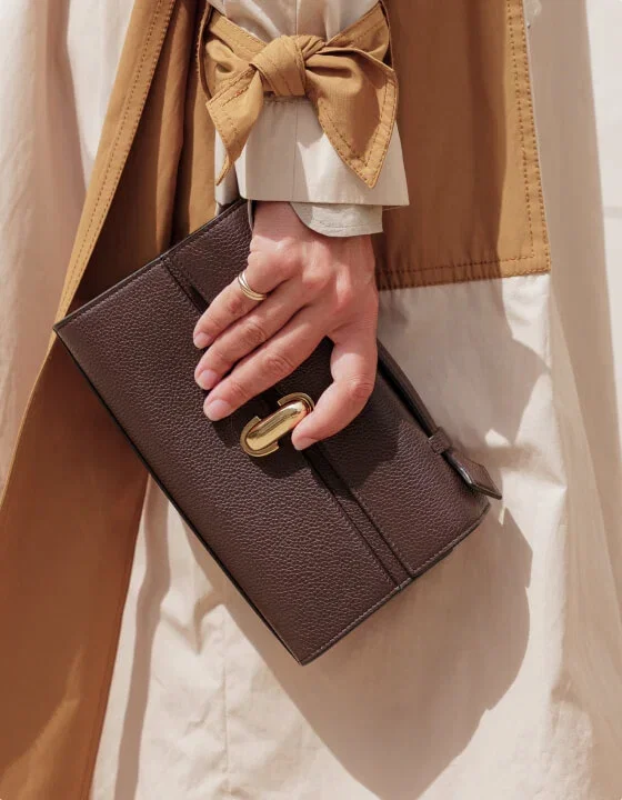 SHOP HANDBAGS