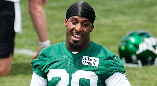 Jets have 'positive jealousy' over Knicks' championship victory