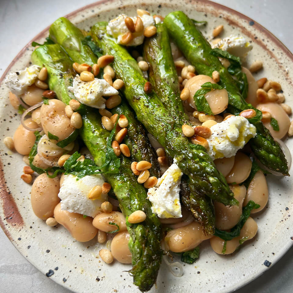 Asparagus, butter bean, mint & ricotta salad 