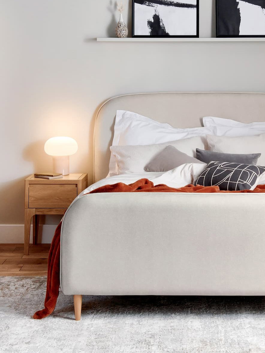 Durham Double Bed