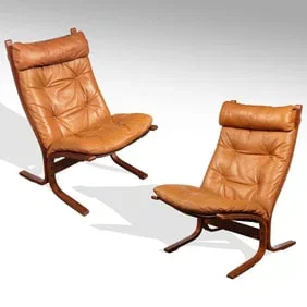 Summer Mid-century Art And Decor