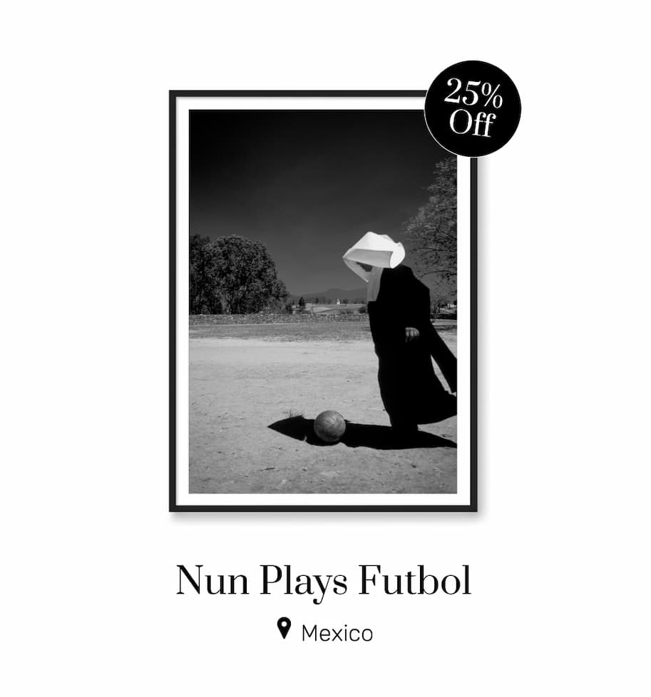 Nun Plays Futbol