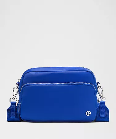 Everywhere Crossbody Bag 2L *Metal Hardware