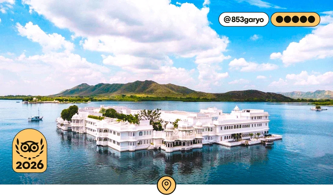 Image description: An aerial view of the Taj Lake Palace, photo taken by @853garyo
