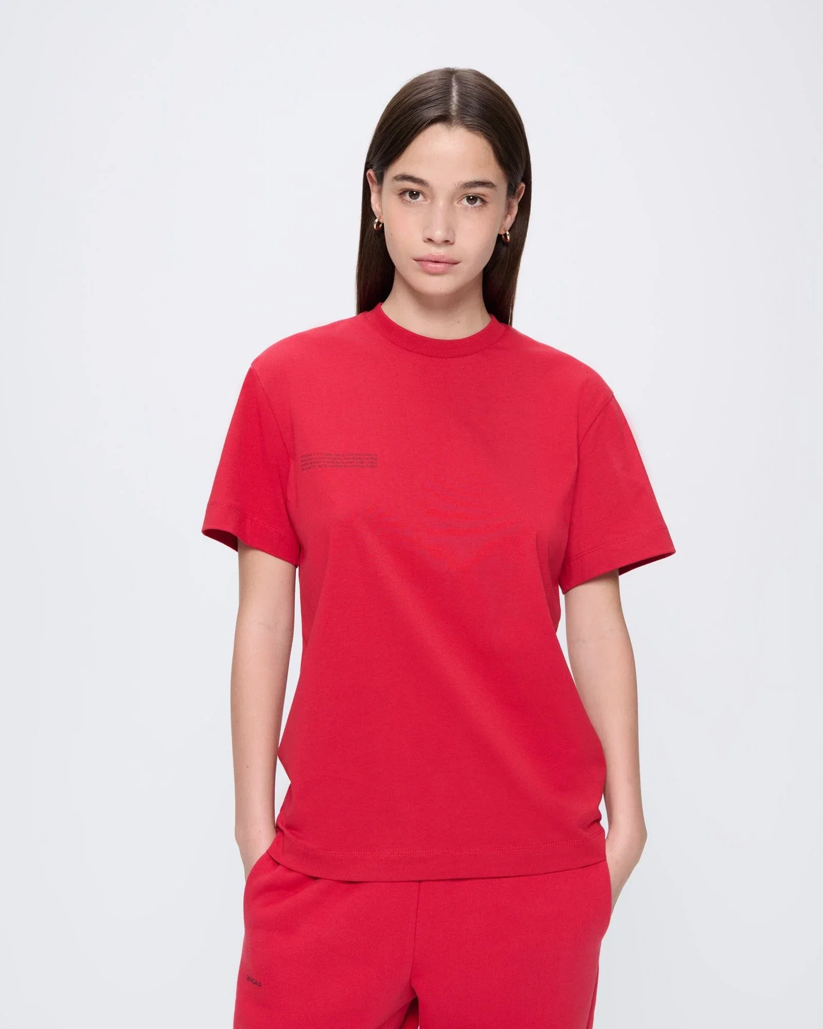 Image of Womens 365 Midweight T-shirt—Goji Red