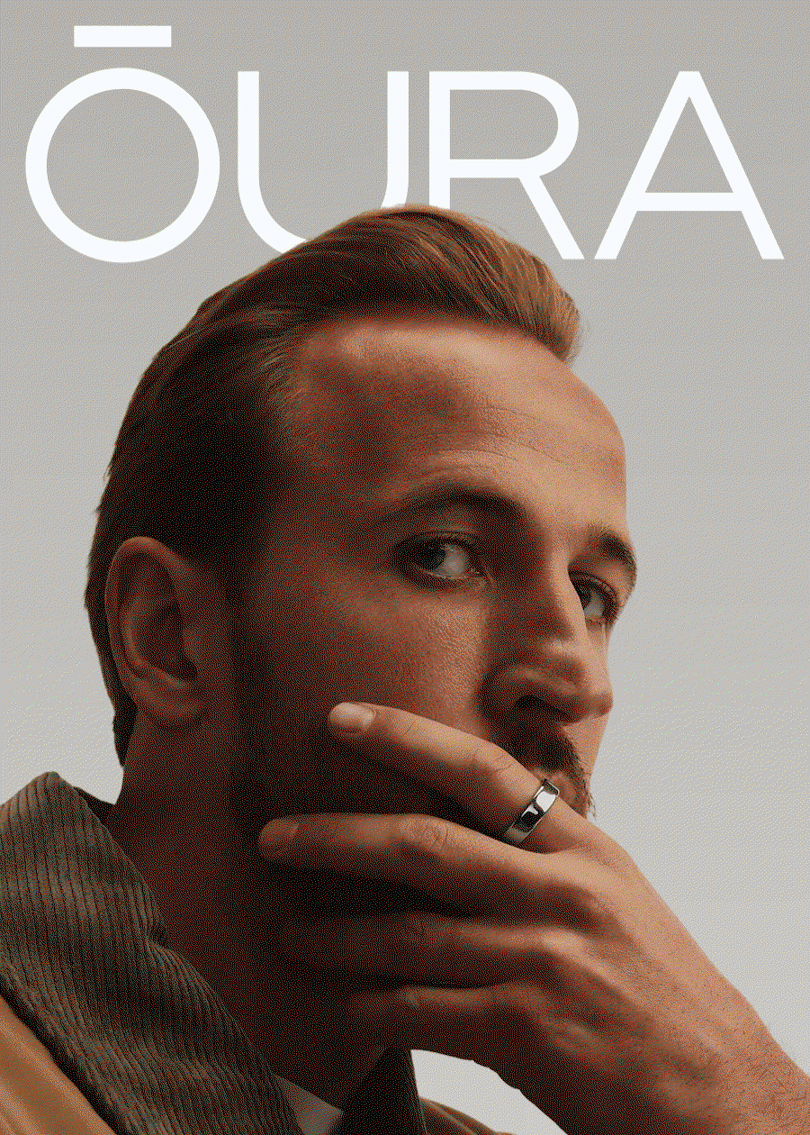 GIF of UK football captain and vice captain in Oura Ring 5