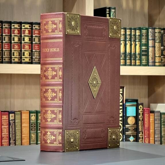 The King James Bible: The 1611 Edition