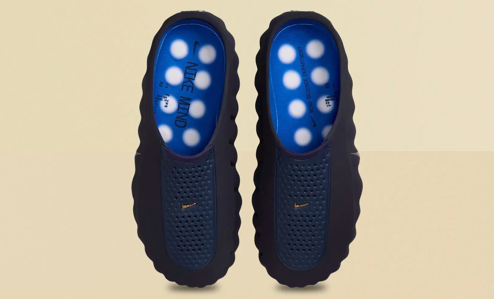 Nike mules