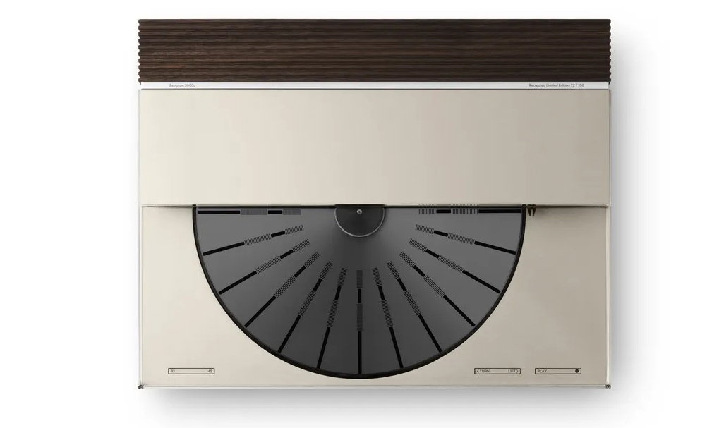 Bang & Olufsen turntable