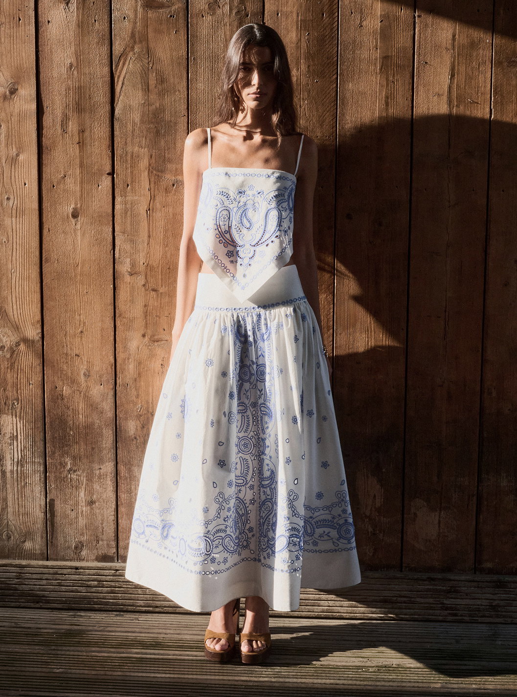 WHITE AND BLUE EMBROIDERED MIDI SKIRT
