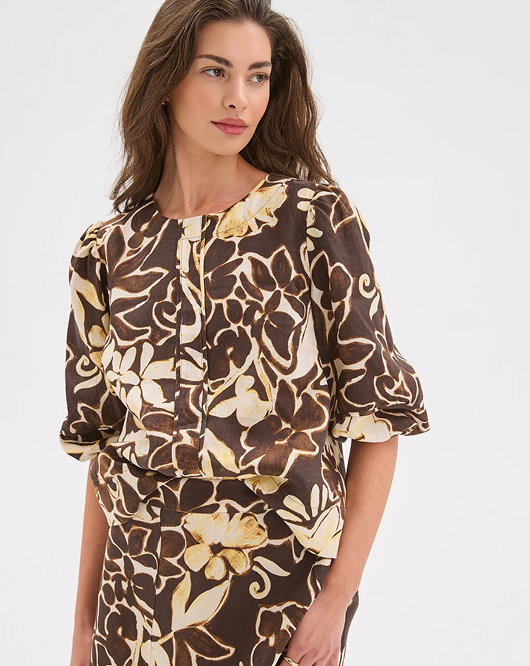 Petite-proportioned European Linen styles
