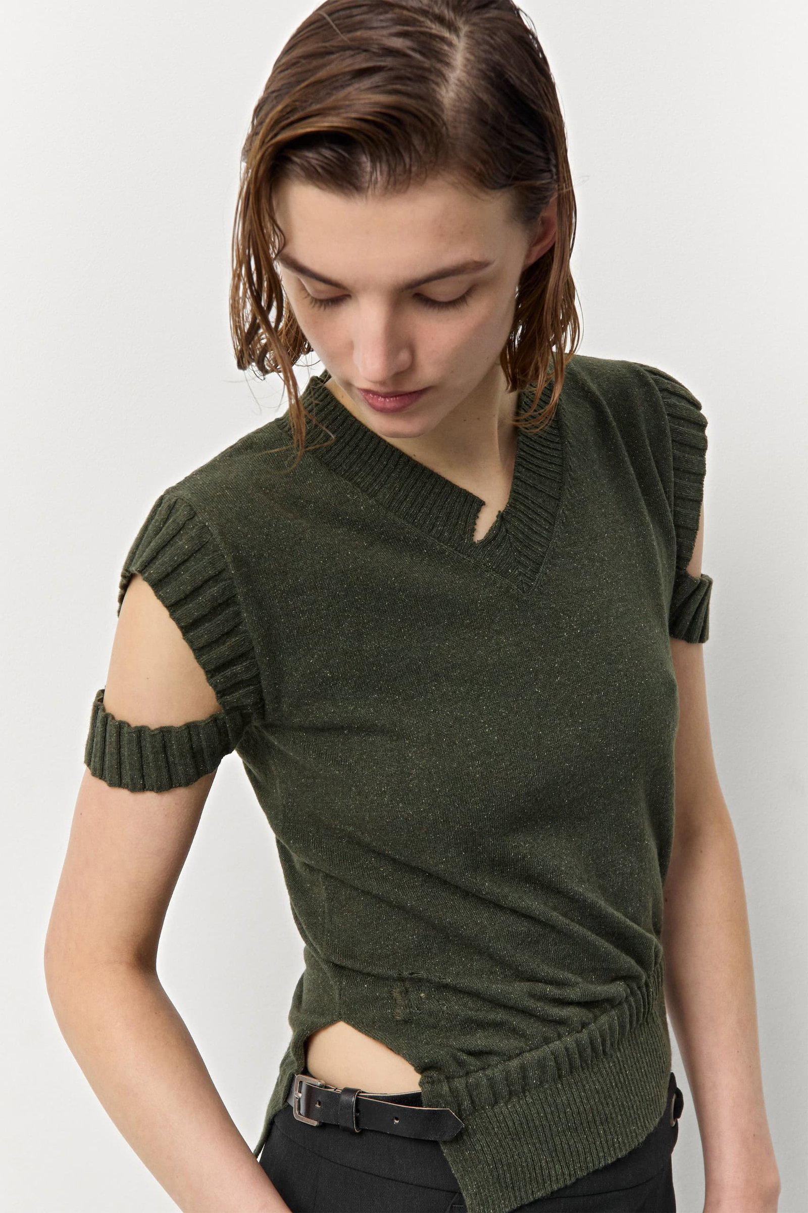 CORA VEST