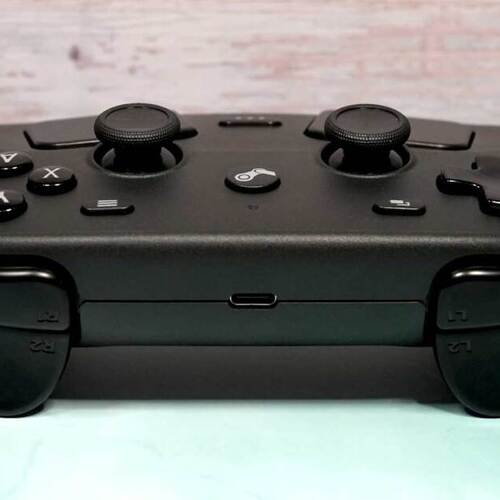 Buying a Steam Controller? You Might Be Waiting Until 2027 for It to Ship