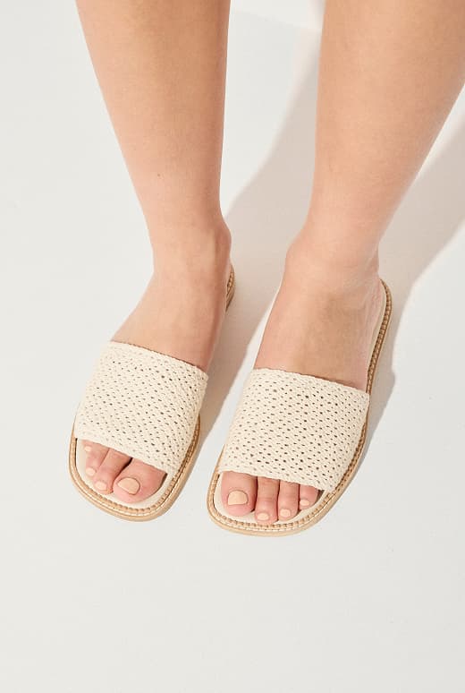 vanilla colored crochet slide