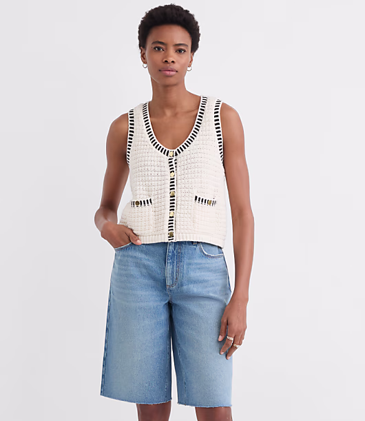 Scoop Neck Pocket Sweater Vest