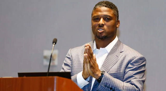 Honoring Juneteenth: Former NFL RB Warrick Dunn's commitment to changing lives unwavering