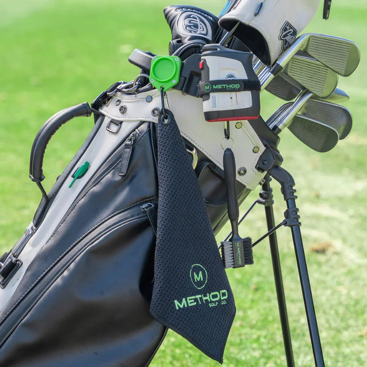 Image of Magnetic Gear Hub for Golf Bags