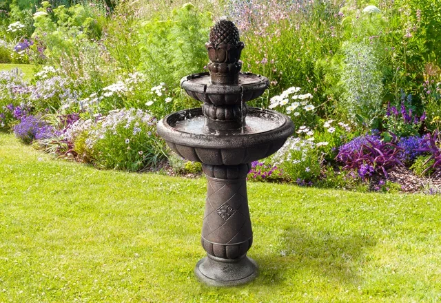Top-Rated Large Fountains
