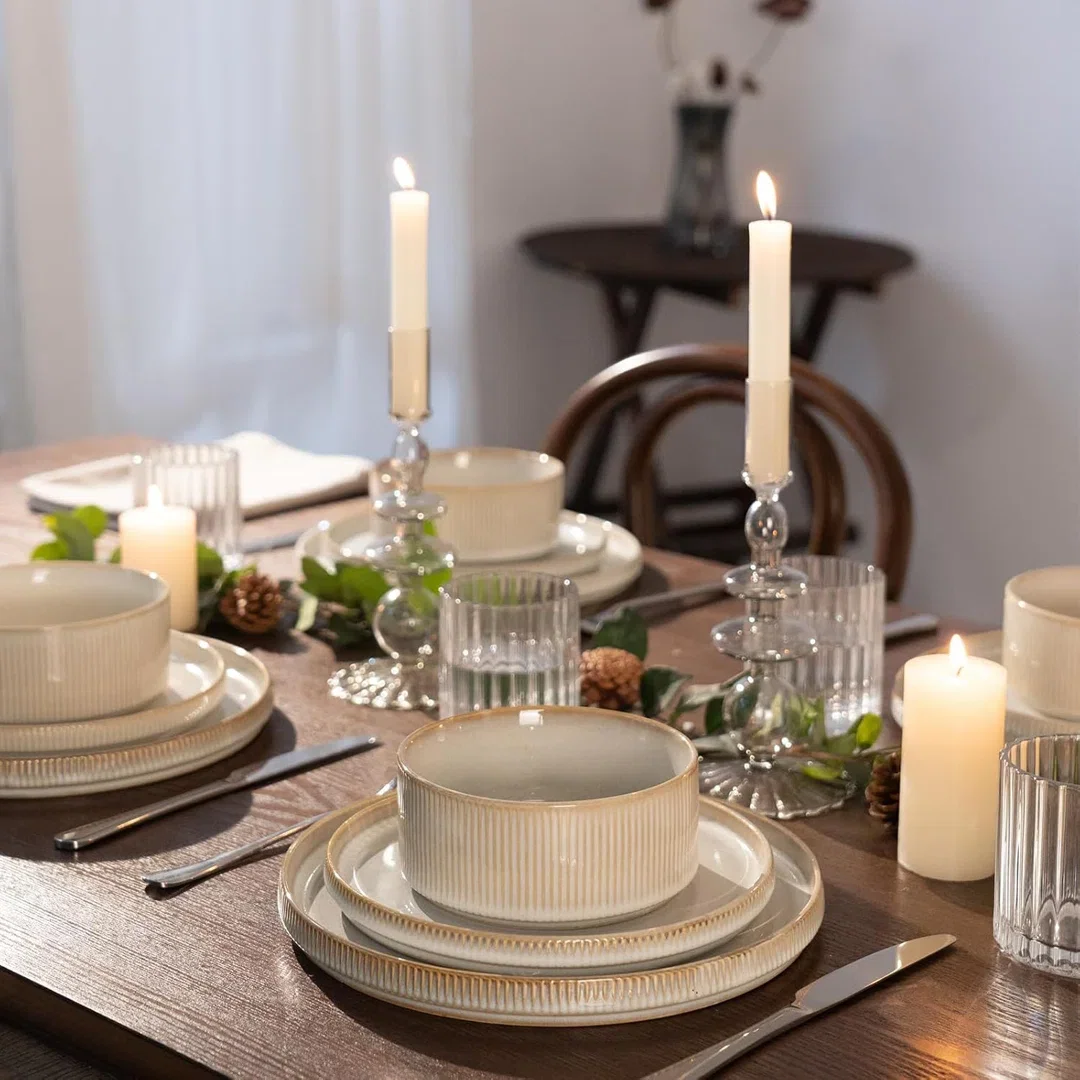 Stoneware Dinnerware Set, Service for 4