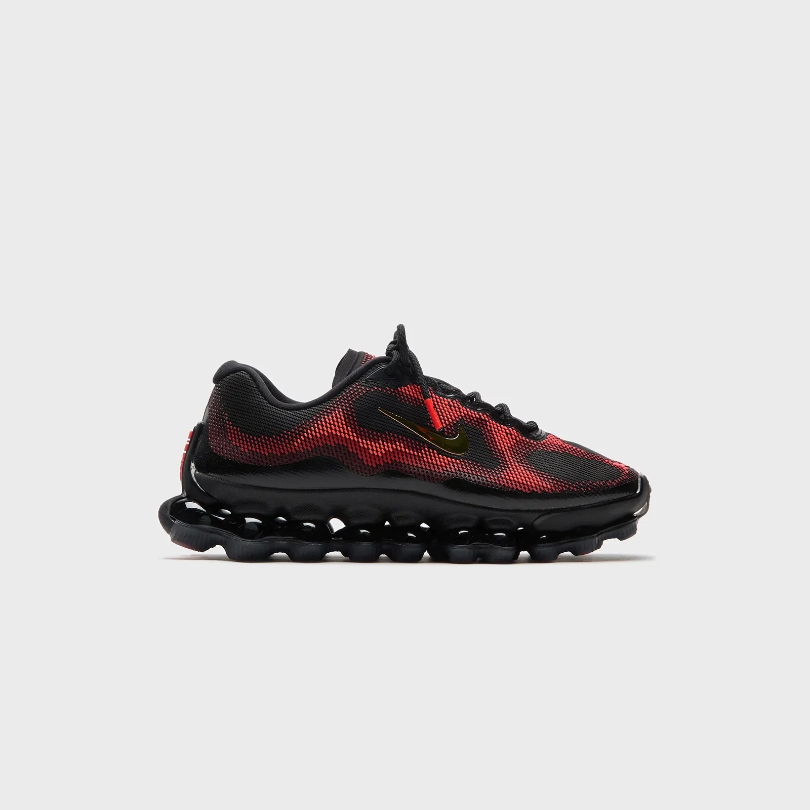 Image of Nike Air Liquid Max - Bright Crimson / Fire Red