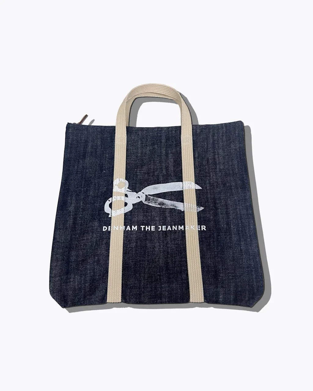 Image of HELMET TOTE RW