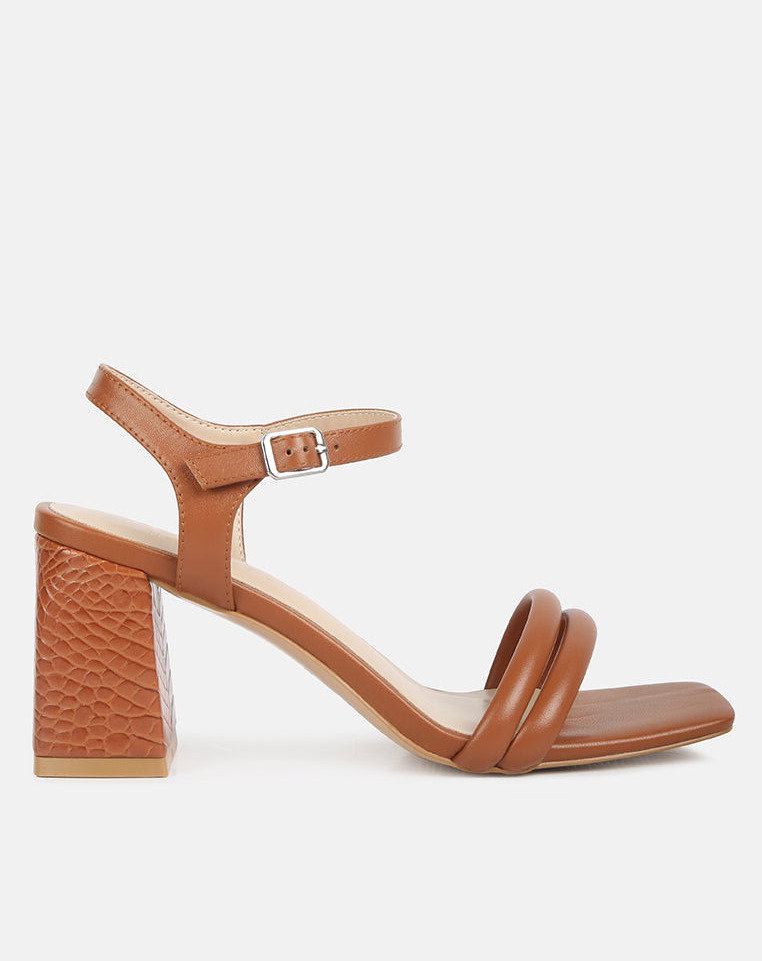 Shop Summer Sandals at SteinMart.com