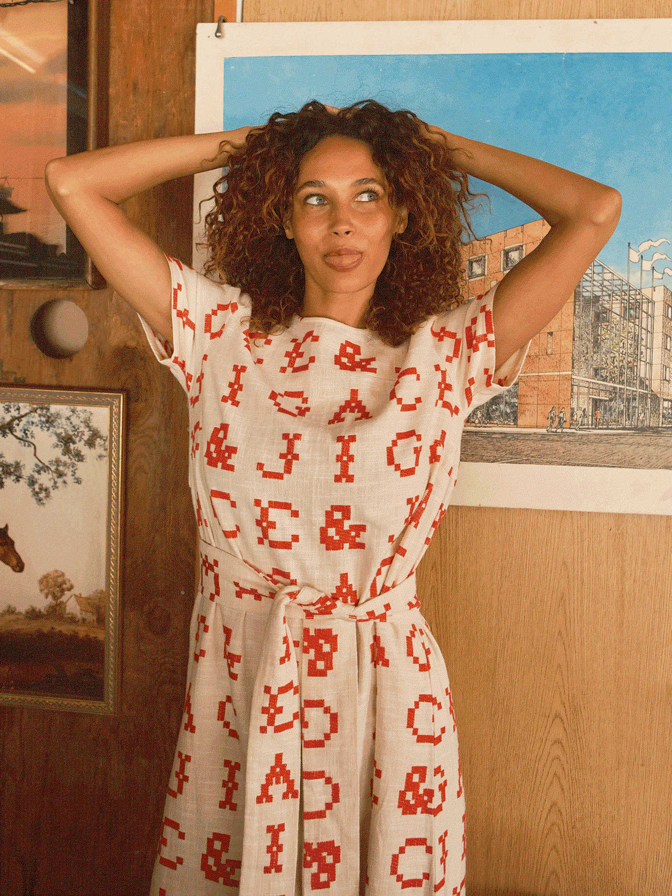 gif model making faces