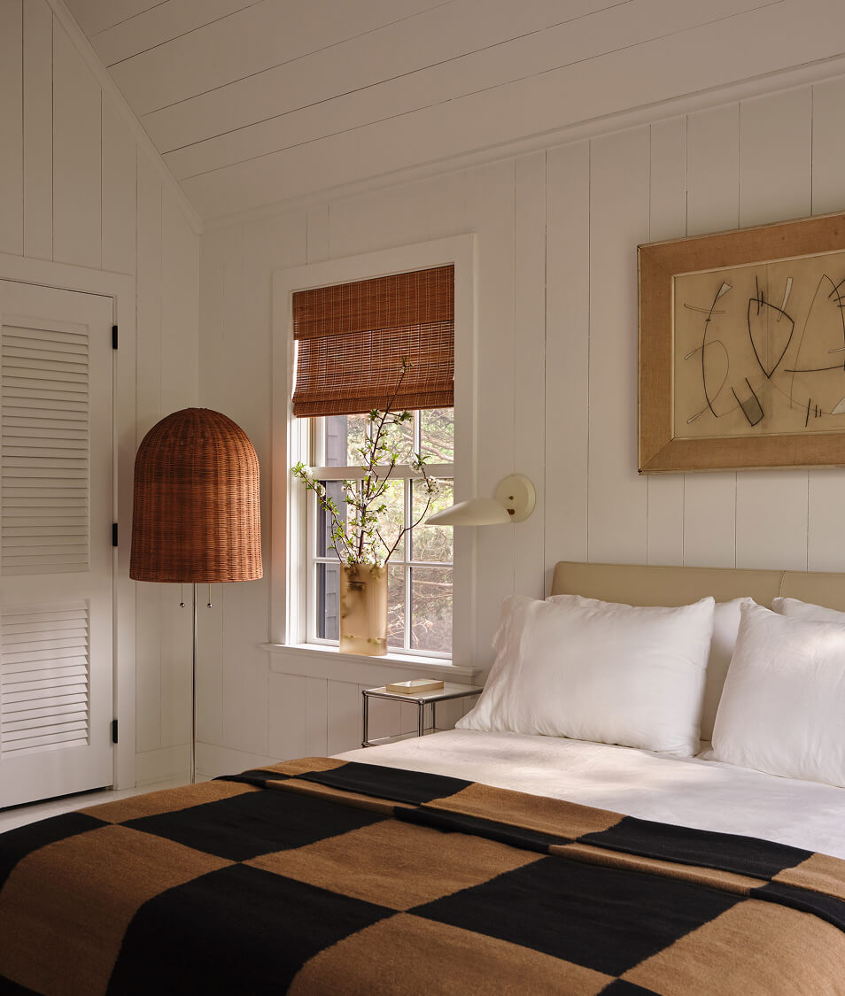 Vella Bed