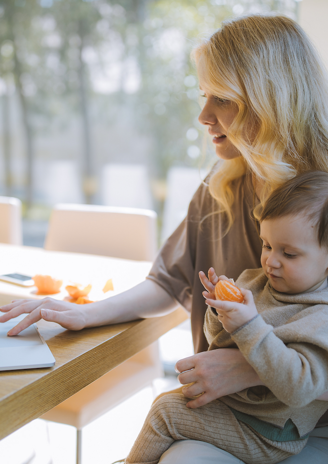 mom online shopping with baby