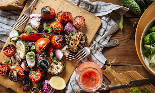 The Mediterranean Diet Keeps Ranking No. 1 & This Study Helps Explains Why