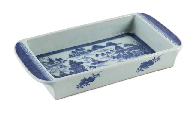 CHINESE EXPORT BLUE AND WHITE CANTON PORCELAIN BULB POT 19th Century 14