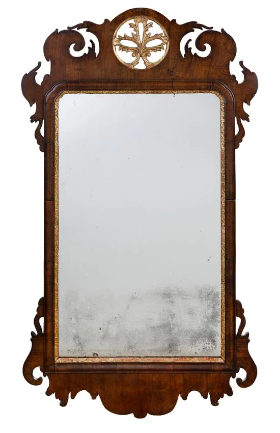 CHIPPENDALE WALNUT AND PARCEL GILT WALL MIRROR Circa 1770 Height 46.5