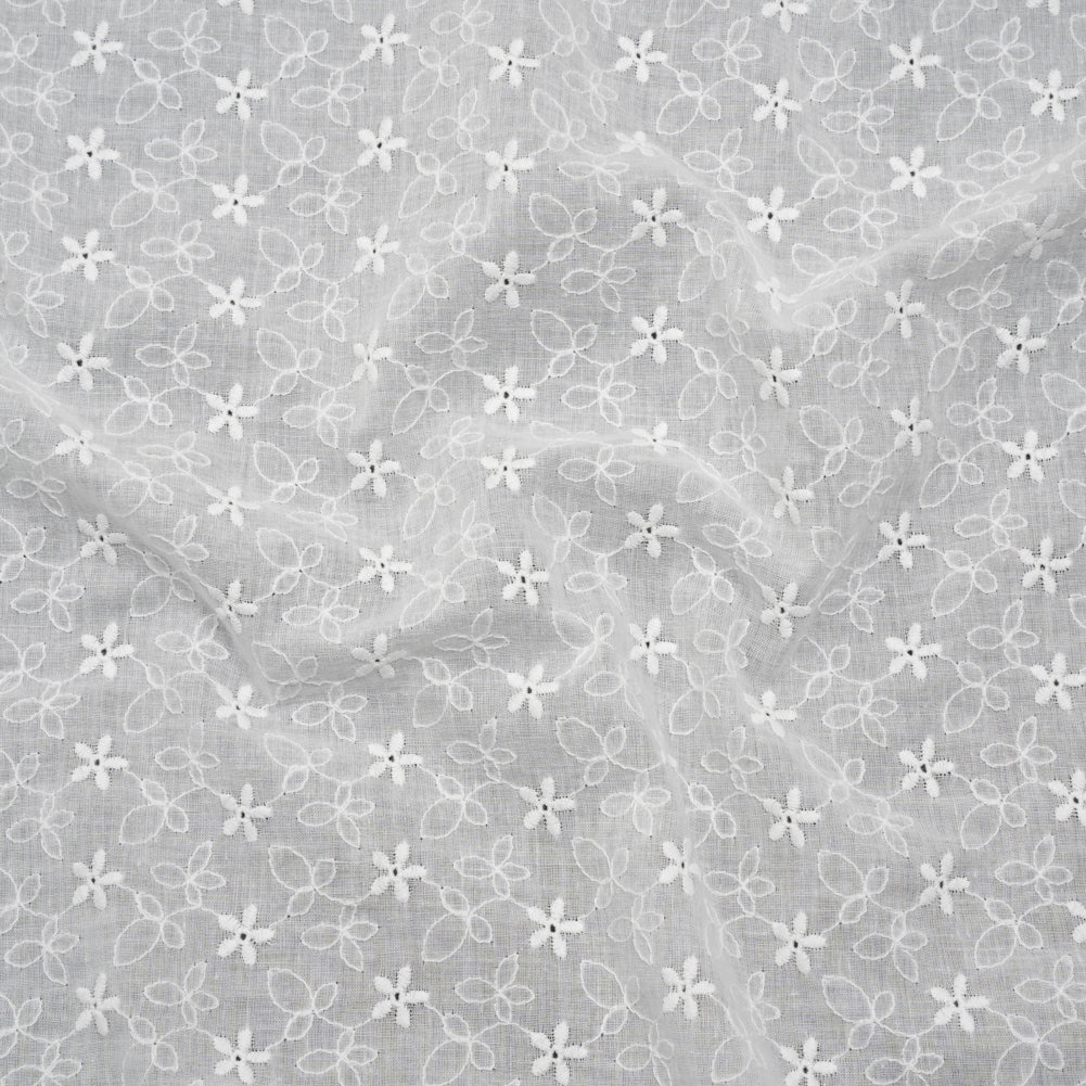 Image of Embroidered Eyelet Cotton Voile - White Daisies and Leaves - Naomi Collection