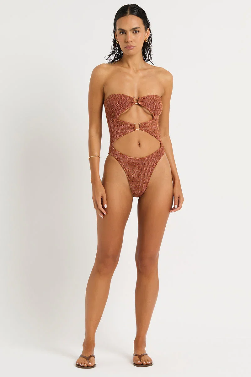 Image of Lark One Piece