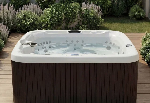 Durable weather-resistant hot tubs