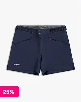 Lett softshellshorts til friluftsliv