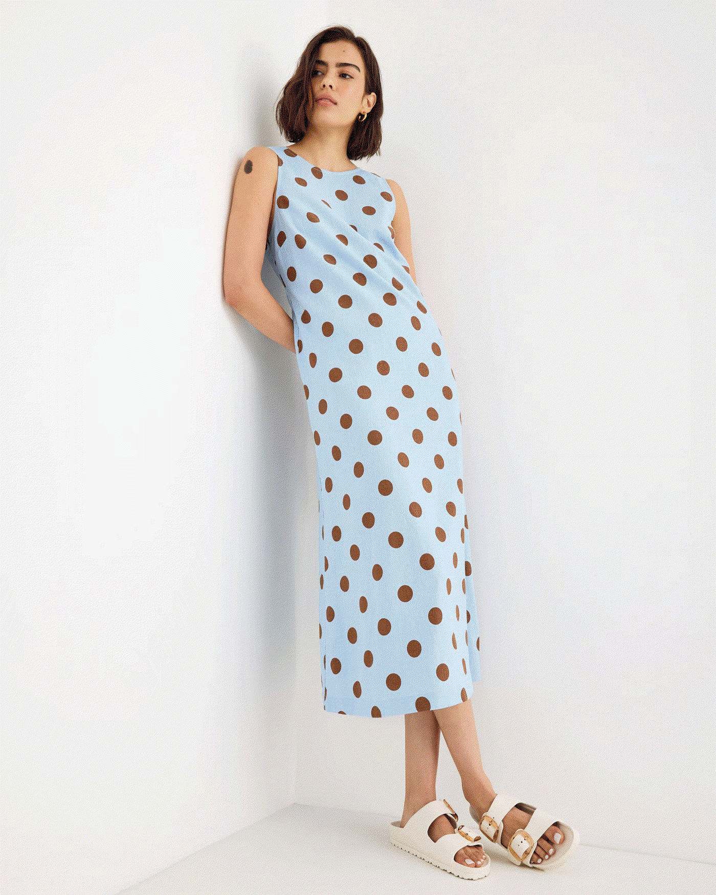 Wedding guest outfits