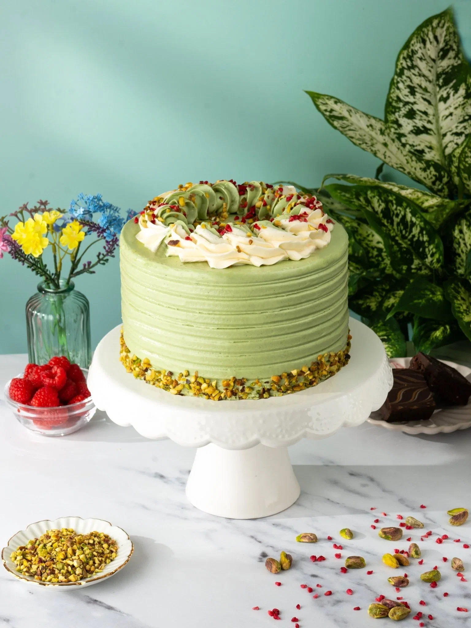 Image of Pistachio and Raspberry Delight Cake