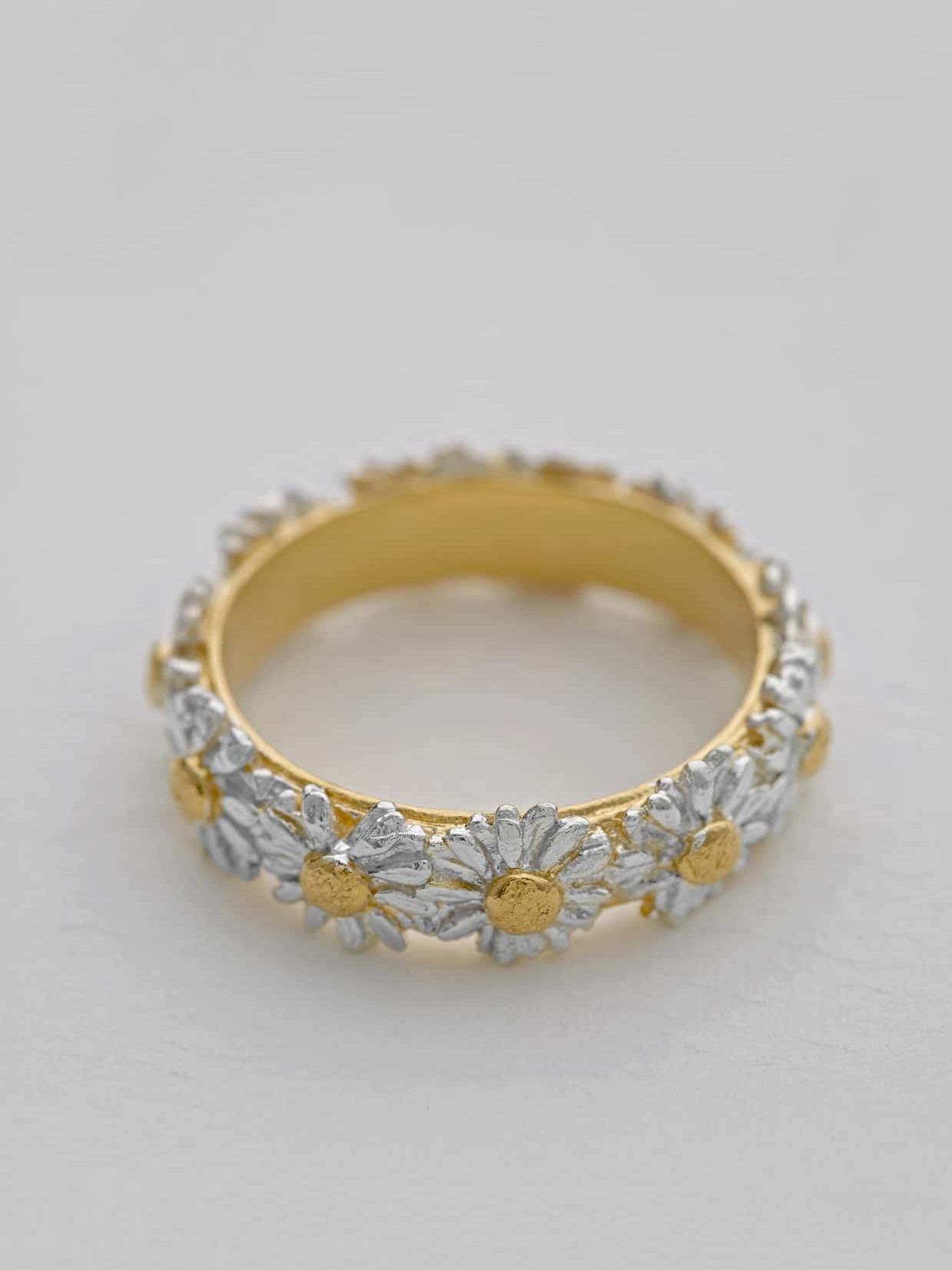 Daisy Wreath Ring