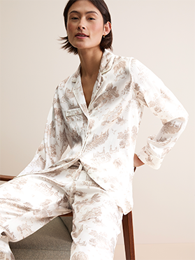 Women's Silk Pyjamas in London Toile Ivory