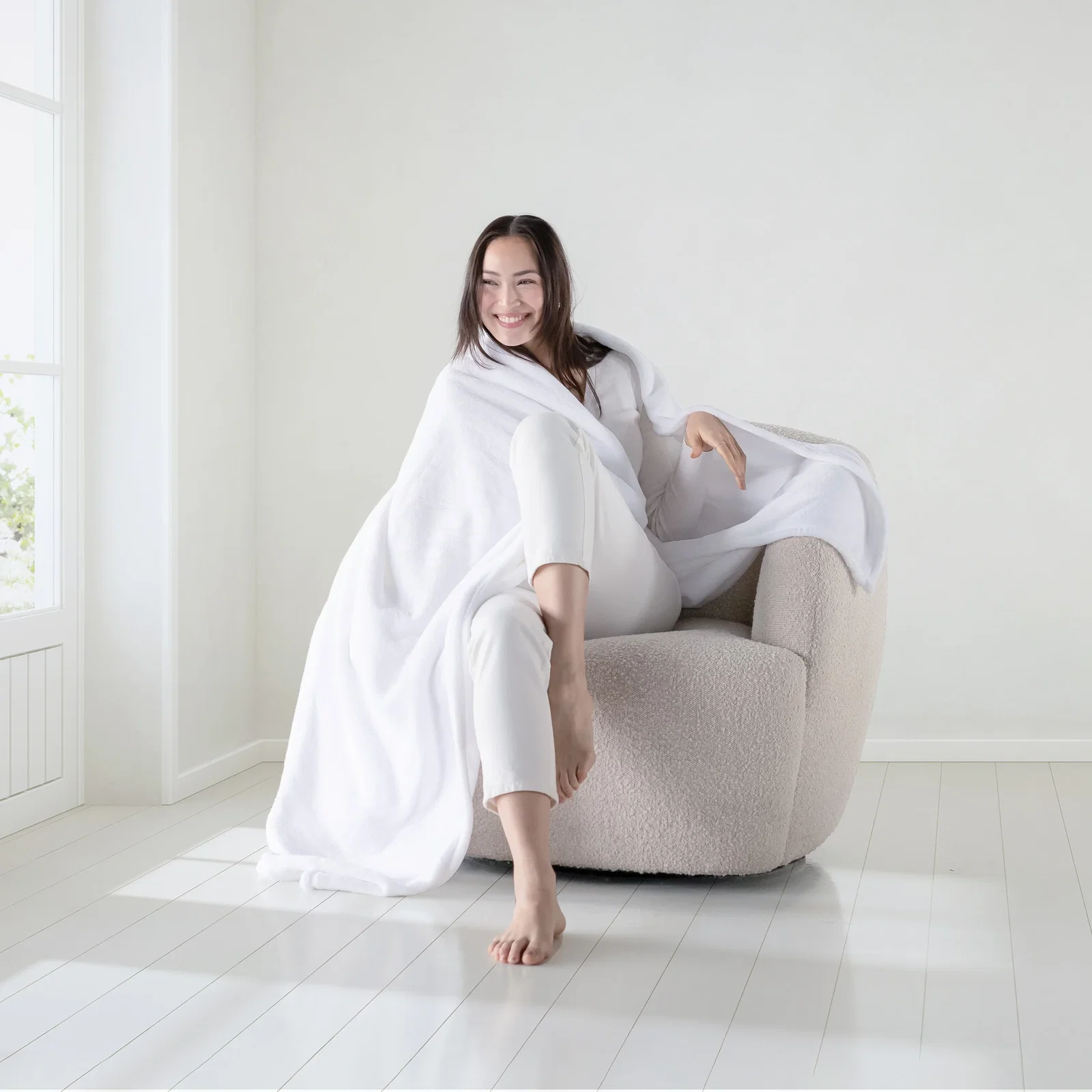 Image of Oversized VelvetLoft® Throw