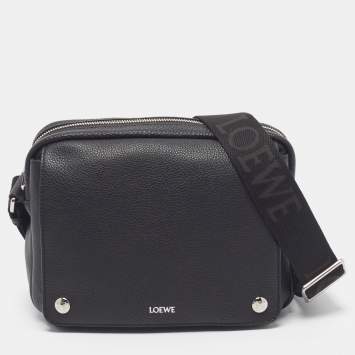 Pebble Medium Black Leather Me
