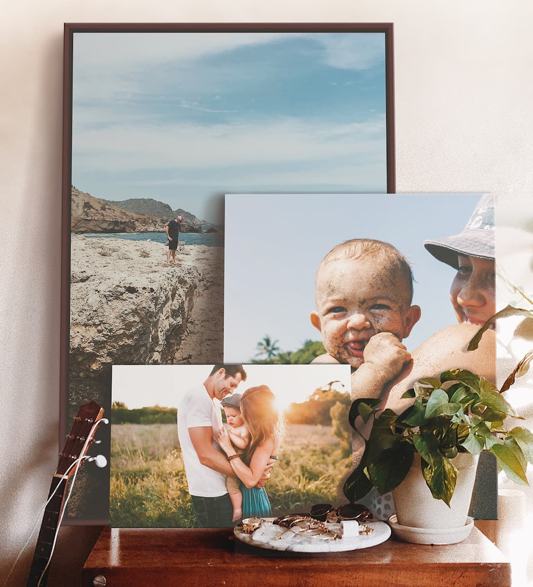 Take 60% off all Float Frames!