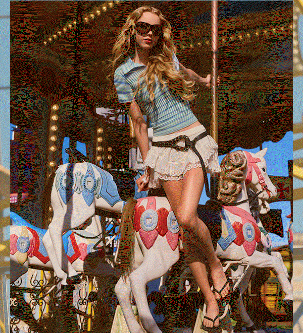 Hot days, hot looks: 5 fresh ways to wear the season's standout trends.
