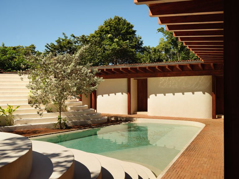 Patio house and pool 