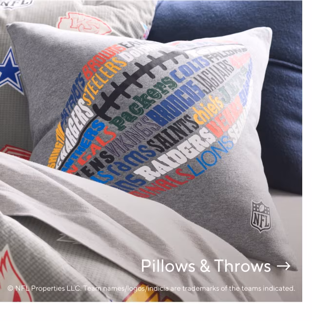 Pillows and throws
