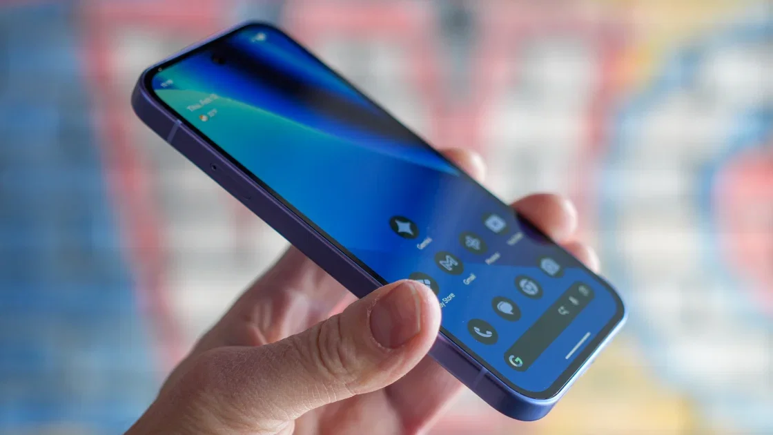 With iPhone Prices Likely to Climb, Here's How to Avoid Spending $1,000 on a Phone