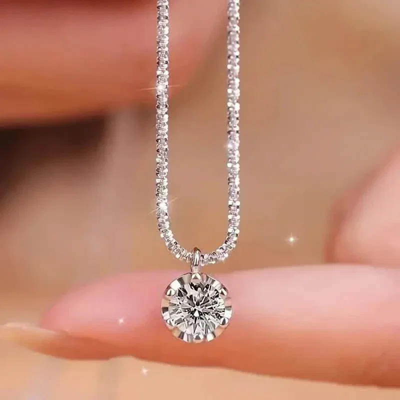 Image of Sparkling Wave-Shaped Six-Claw Single Zirconia Pendant Necklace