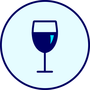 1 Free Alcoholic Drink(3)