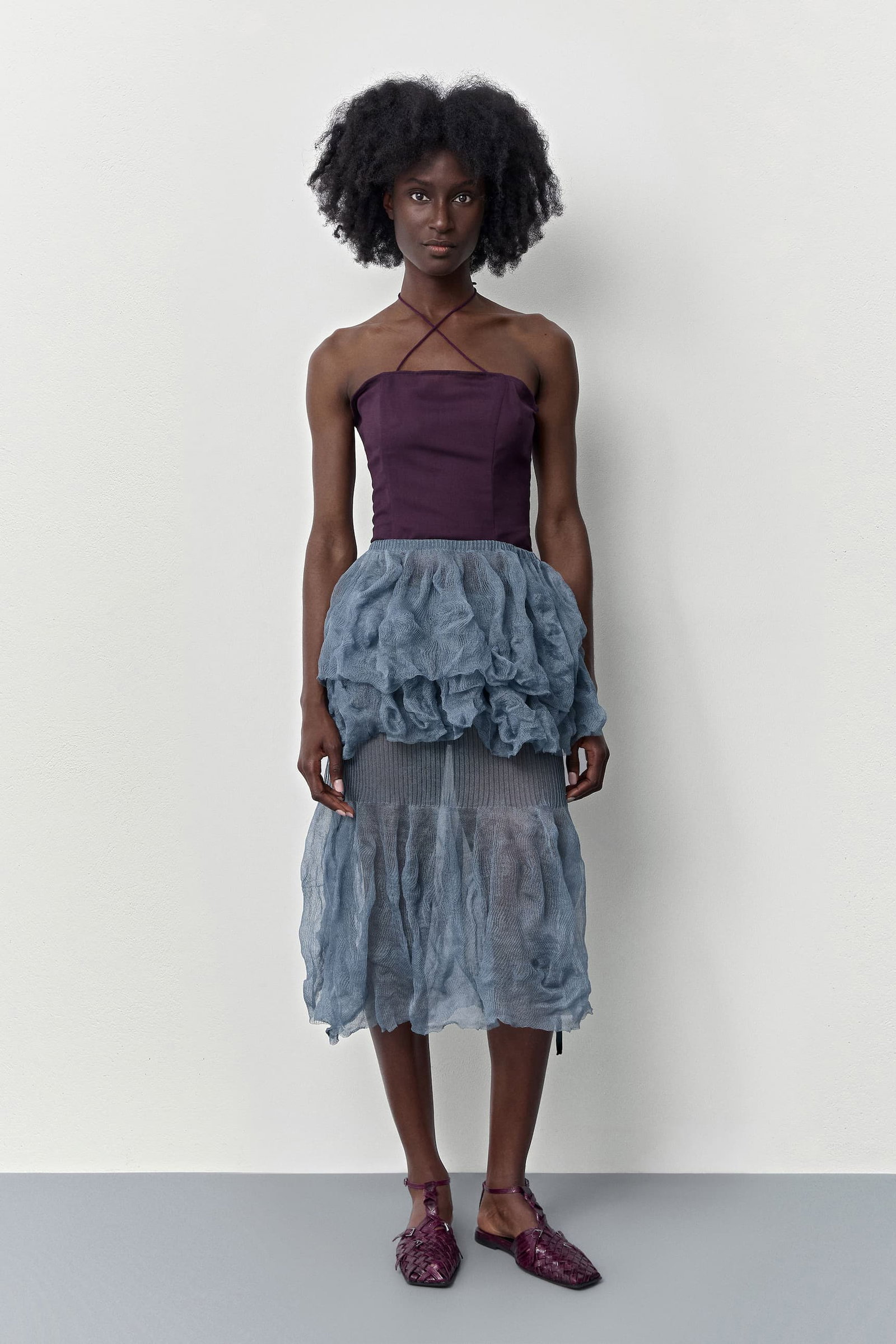 VEE RUFFLE